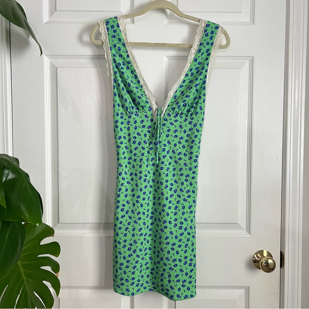 Cotton Candy LA green floral sleeveless mini dress lace trim v neck sexy flowy